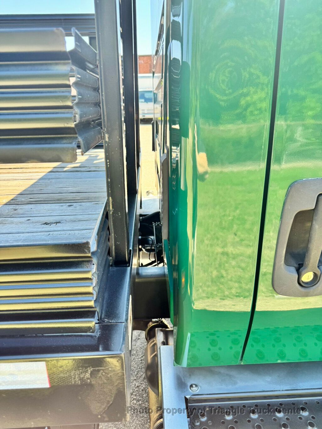 2016 International 4300 JUST 14k MILES! NON CDL! CUMMINS DIESEL HEAVY DUTY LIFT GATE LBS - 23025767 - 40