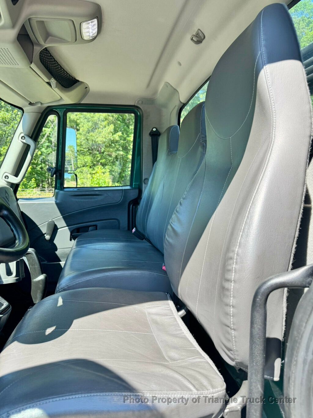 2016 International 4300 JUST 14k MILES! NON CDL! CUMMINS DIESEL HEAVY DUTY LIFT GATE LBS - 23025767 - 41