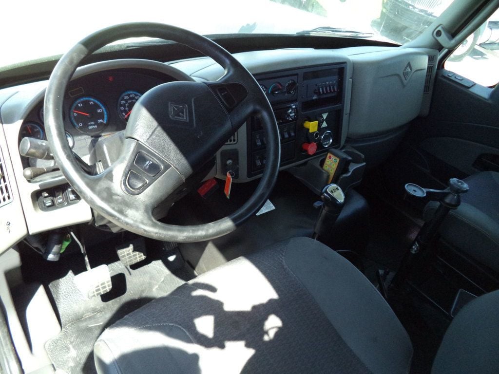 2016 International 7600 w/ JerrDan 28ft Industrial Carrier 15 Ton Tamdem Axle - 23005786 - 43