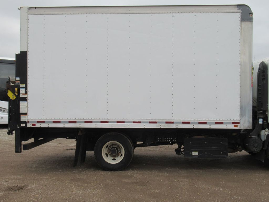 2016 Isuzu NPR (14ft Box with Lift Gate) - 22297440 - 7