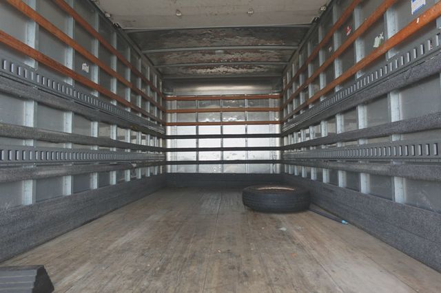 2016 Isuzu NPR (14ft Box with Rail Lift) - 23039393 - 11