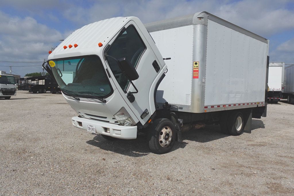2016 Isuzu NPR (14ft Box with Rail Lift) - 23039393 - 34