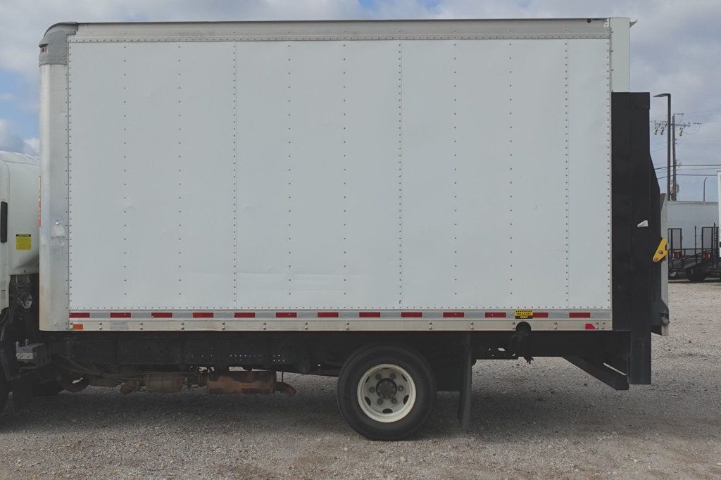 2016 Isuzu NPR (14ft Box with Rail Lift) - 23039393 - 4