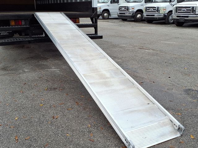 2016 Isuzu NPR 24' Box Truck - 22975088 - 16