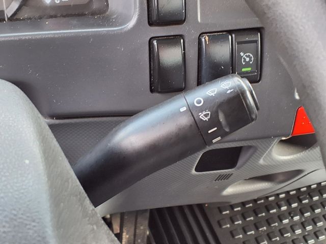 2016 Isuzu NPR 24' Box Truck - 22975088 - 24