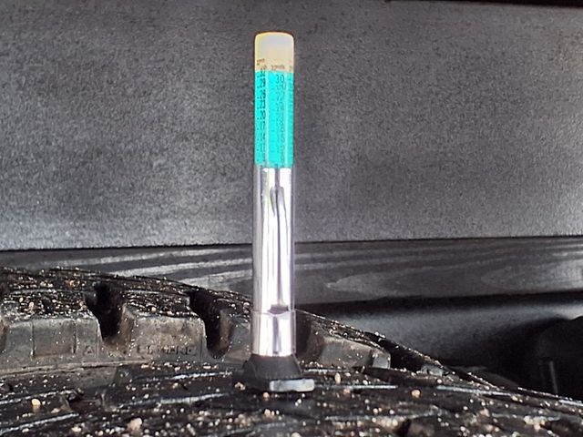 2016 Isuzu NPR 24' Box Truck - 22975088 - 34