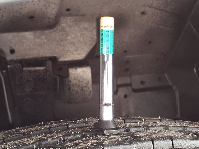 2016 Isuzu NPR 24' Box Truck - 22975088 - 38