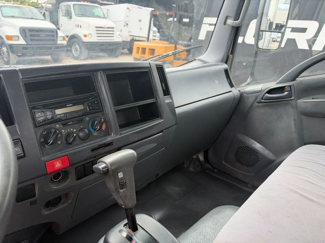 2016 Isuzu NPR Box Truck 18'  - 23098672 - 3