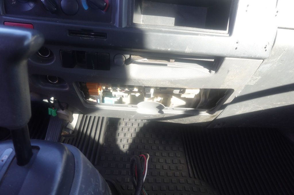 2016 Isuzu NRR (18ft Flatbed dump ICC Bumper) - 22969727 - 33