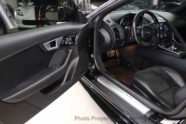 2016 Jaguar F-TYPE 2dr Coupe Automatic S AWD - 22979399 - 9