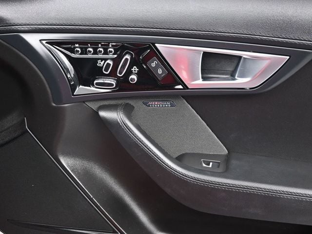 2016 Jaguar F-TYPE 2dr Coupe Automatic S AWD - 22974178 - 16