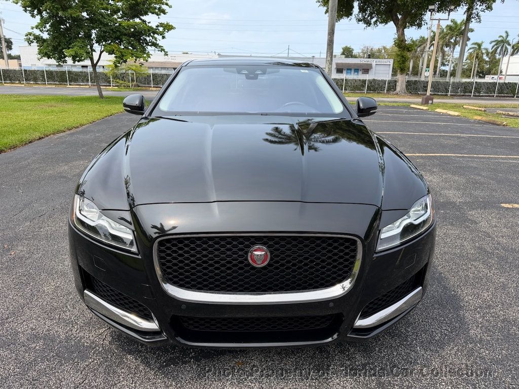 2016 Jaguar XF 35t Prestige RWD Sedan Supercharged - 23025831 - 12
