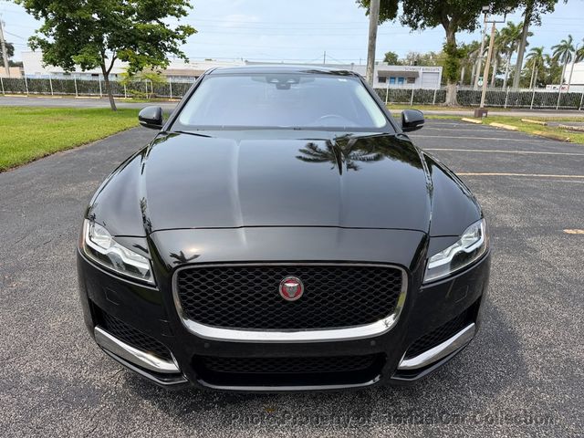 2016 Jaguar XF 35t Prestige RWD Sedan Supercharged - 23025831 - 12