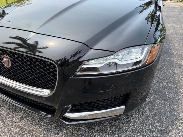 2016 Jaguar XF 35t Prestige RWD Sedan Supercharged - 23025831 - 19