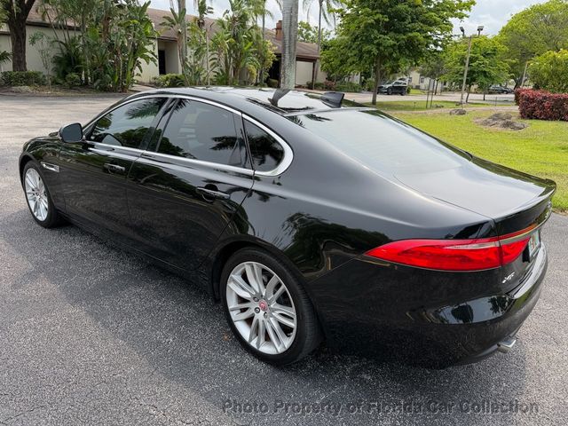 2016 Jaguar XF 35t Prestige RWD Sedan Supercharged - 23025831 - 2