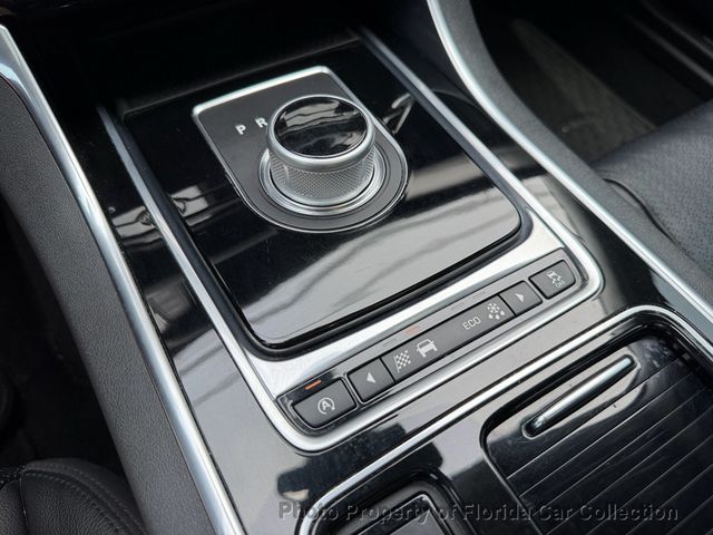 2016 Jaguar XF 35t Prestige RWD Sedan Supercharged - 23025831 - 63