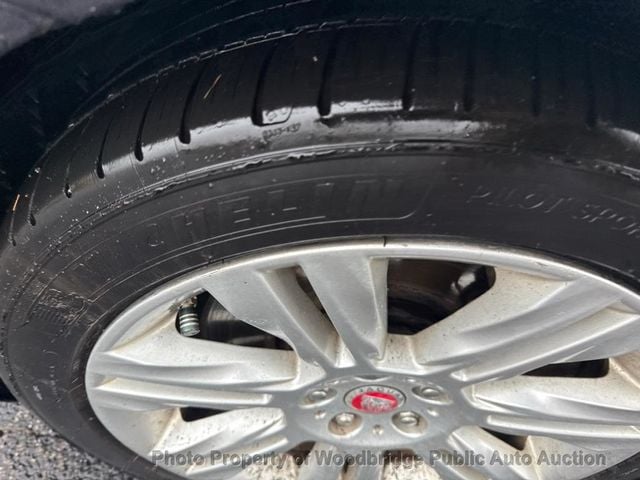 2016 Jaguar XF 4dr Sedan 35t Premium AWD - 22938536 - 13