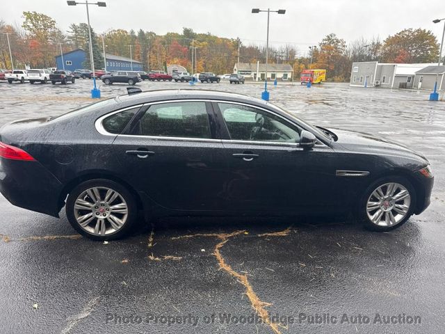 2016 Jaguar XF 4dr Sedan 35t Premium AWD - 22938536 - 2