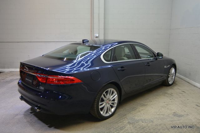 2016 Jaguar XF 4dr Sedan 35t Prestige AWD - 23085115 - 3
