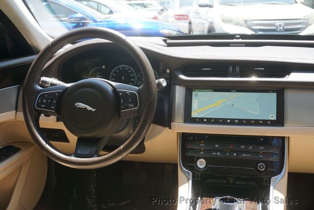 2016 Jaguar XF 4dr Sedan 35t Prestige CARPLAY NAVI REAR CAM HUD HOT&COOL SEATS  - 23051199 - 13