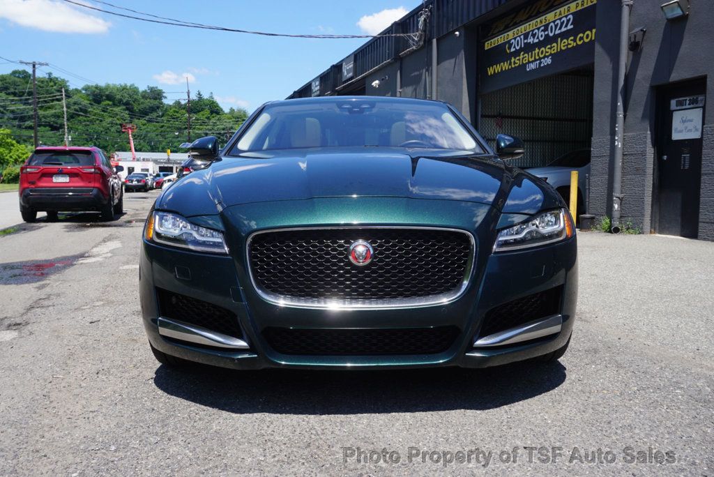 2016 Jaguar XF 4dr Sedan 35t Prestige CARPLAY NAVI REAR CAM HUD HOT&COOL SEATS  - 23051199 - 1