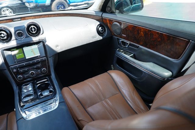 2016 Jaguar XJ 4dr Sedan R-Sport RWD - 23068100 - 23