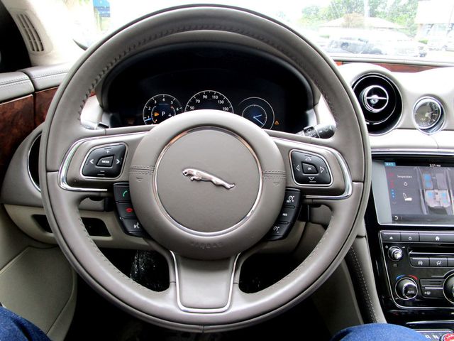 2016 Jaguar XJ 4dr Sedan XJL Portfolio AWD - 23061053 - 19
