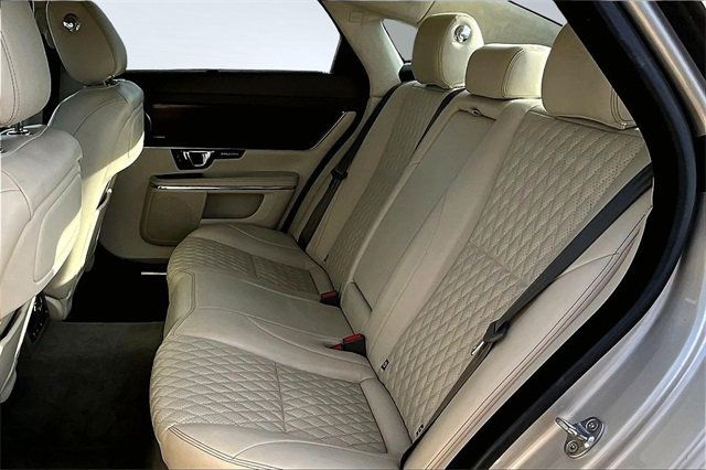 2016 Jaguar XJ 4dr Sedan XJL Portfolio AWD - 22965910 - 17