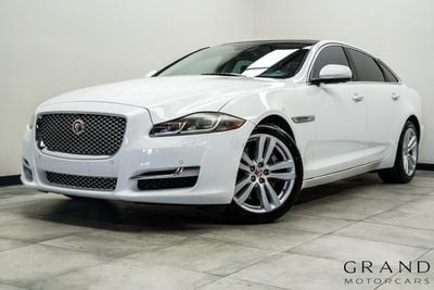 2016 Jaguar XJ