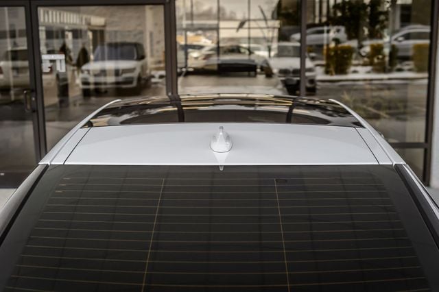 2016 Jaguar XJ XJ L PORTFOLIO - NAV - PANO ROOF - VENTED SEATS - BEAUTIFUL - 22977049 - 9