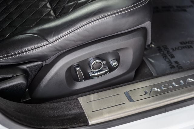 2016 Jaguar XJ XJ L PORTFOLIO - NAV - PANO ROOF - VENTED SEATS - BEAUTIFUL - 22977049 - 48
