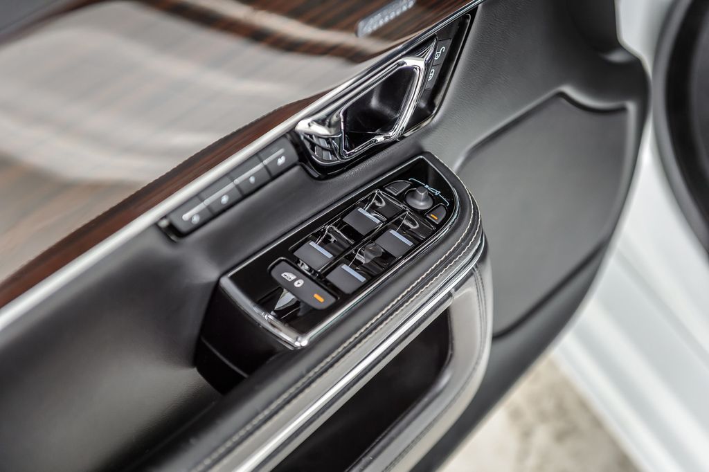 2016 Jaguar XJ XJ L PORTFOLIO - NAV - PANO ROOF - VENTED SEATS - BEAUTIFUL - 22977049 - 54