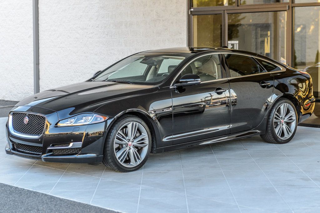 2016 Jaguar XJ XJ SUPERCHARGED - NAV - PANO ROOF - VENTED SEATS - MUST SEE - 22384475 - 5