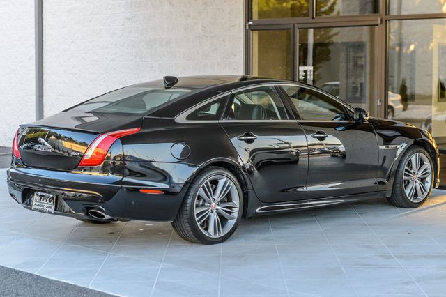 2016 Jaguar XJ XJ SUPERCHARGED - NAV - PANO ROOF - VENTED SEATS - MUST SEE - 22384475 - 8