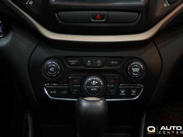 2016 Jeep Cherokee  - 23048941 - 12