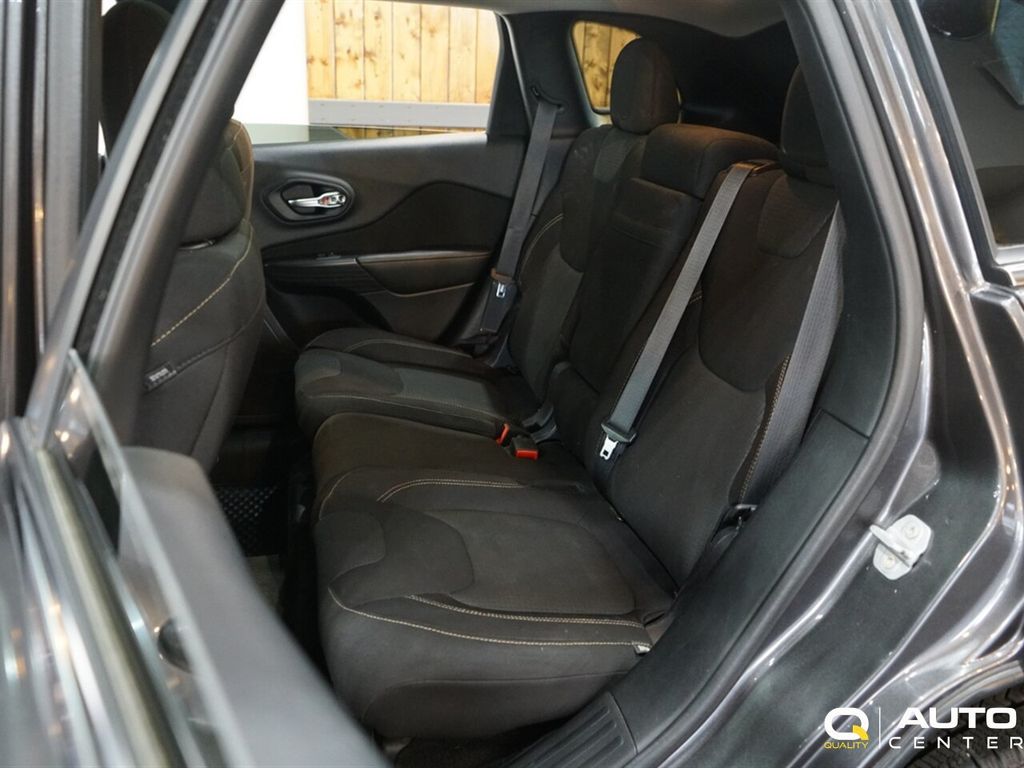 2016 Jeep Cherokee  - 23048941 - 21