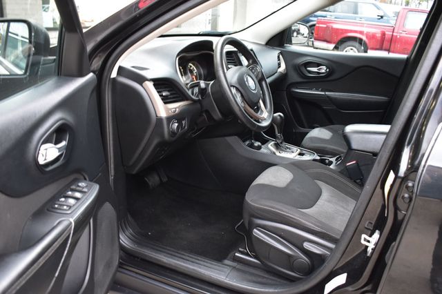 2016 Jeep Cherokee 4WD 4dr Altitude - 22952120 - 13