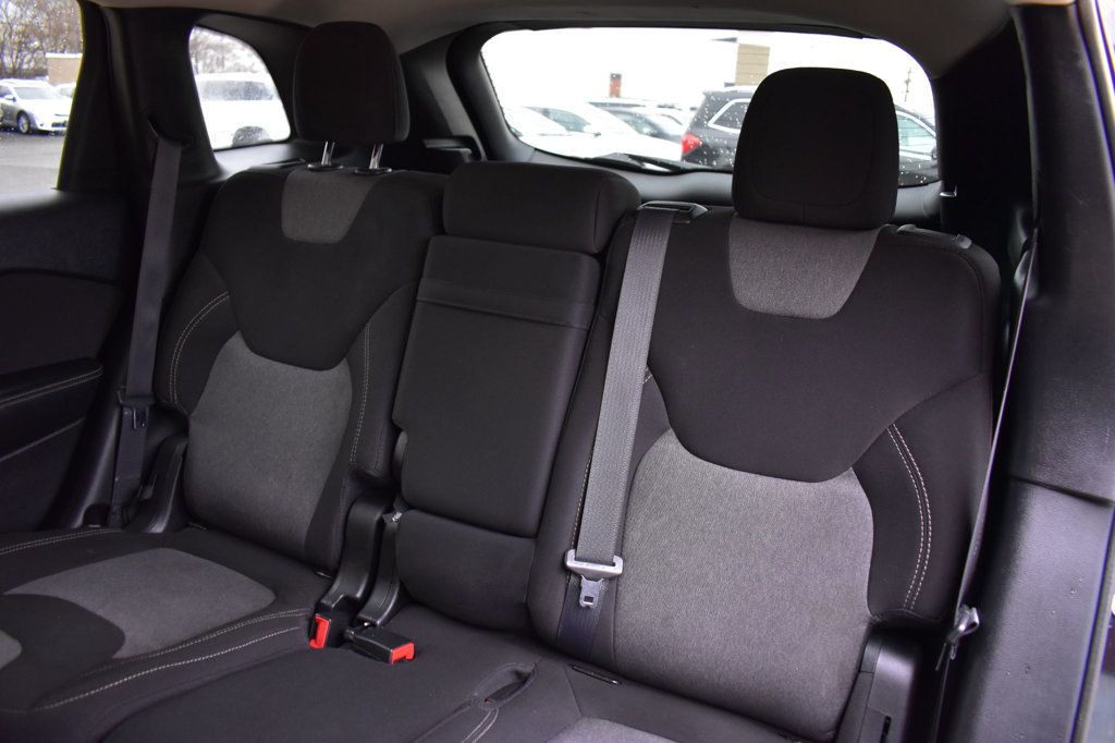 2016 Jeep Cherokee 4WD 4dr Altitude - 22952120 - 18