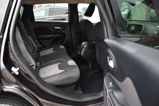 2016 Jeep Cherokee 4WD 4dr Altitude - 22952120 - 20