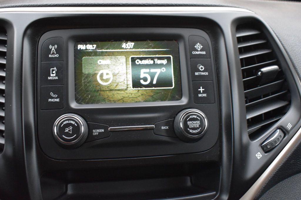 2016 Jeep Cherokee 4WD 4dr Altitude - 22952120 - 29