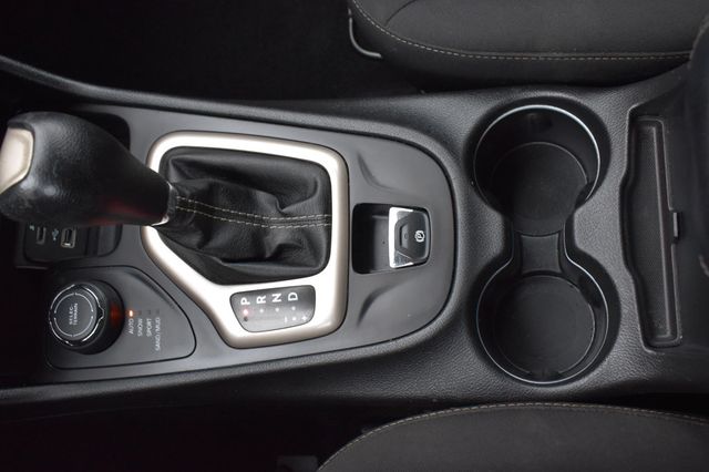 2016 Jeep Cherokee 4WD 4dr Altitude - 22952120 - 33