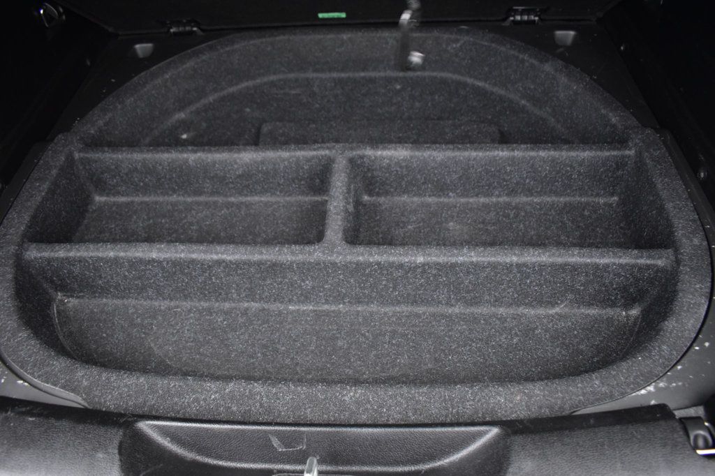 2016 Jeep Cherokee 4WD 4dr Altitude - 22952120 - 38