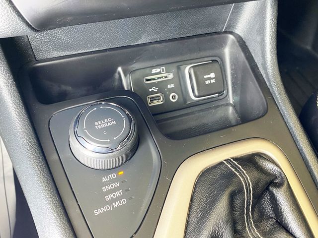 2016 Jeep Cherokee 4WD 4dr Limited - 22983268 - 37