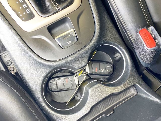 2016 Jeep Cherokee 4WD 4dr Limited - 22983268 - 39