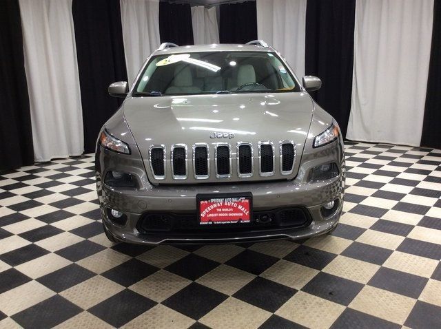 2016 Jeep Cherokee 4WD 4dr Overland - 22884643 - 1