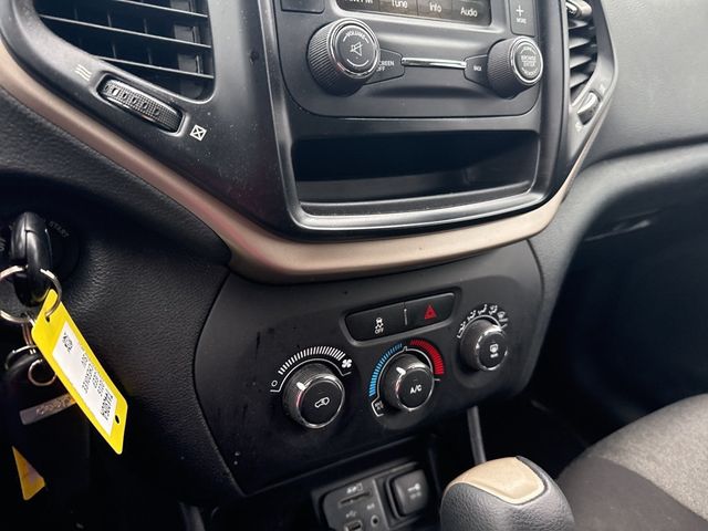 2016 Jeep Cherokee 4WD 4dr Sport - 22961671 - 15