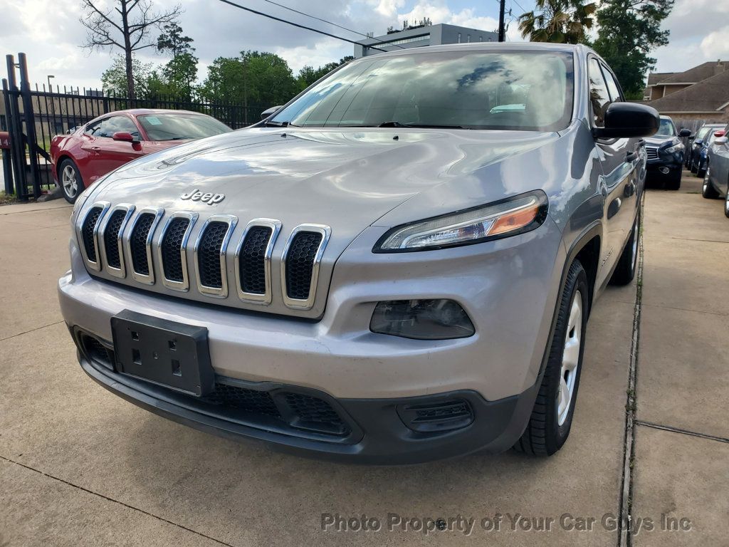 2016 Jeep Cherokee FWD 4dr Altitude - 23013187 - 1