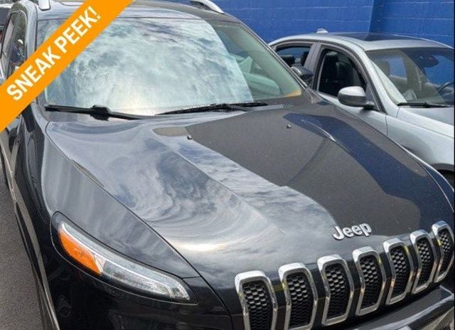 2016 Jeep Cherokee FWD 4dr Overland - 23016414 - 0