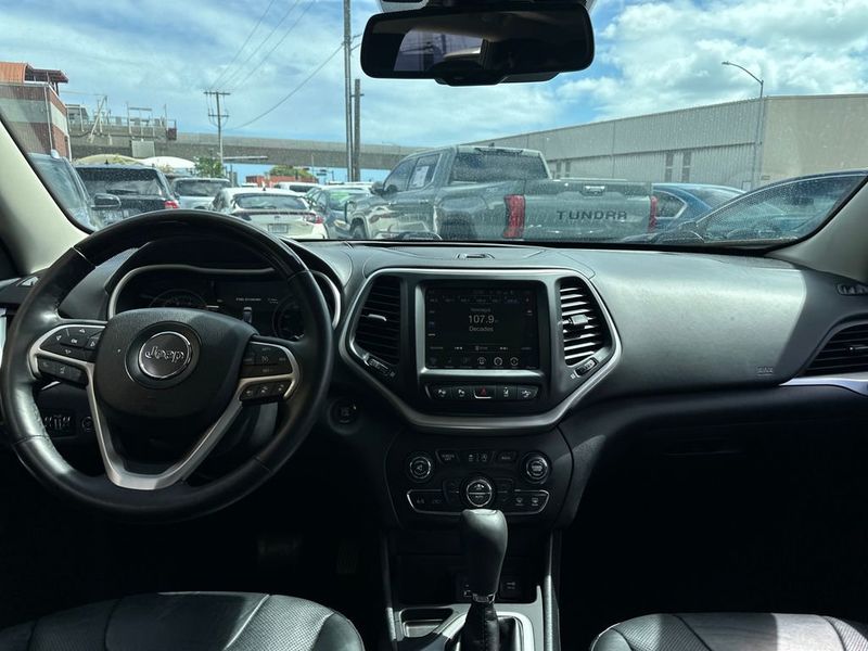 2016 Jeep Cherokee FWD 4dr Overland - 23030825 - 13