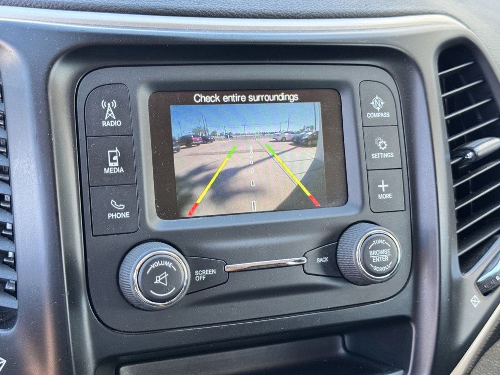 2016 Jeep Cherokee FWD 4dr Sport - 22925142 - 18